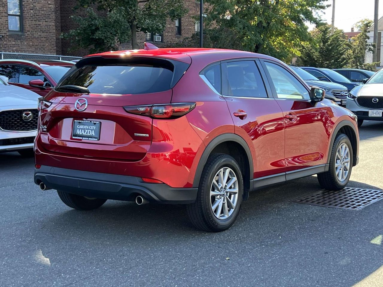 2023 Mazda CX-5 2.5 S Preferred photo 4