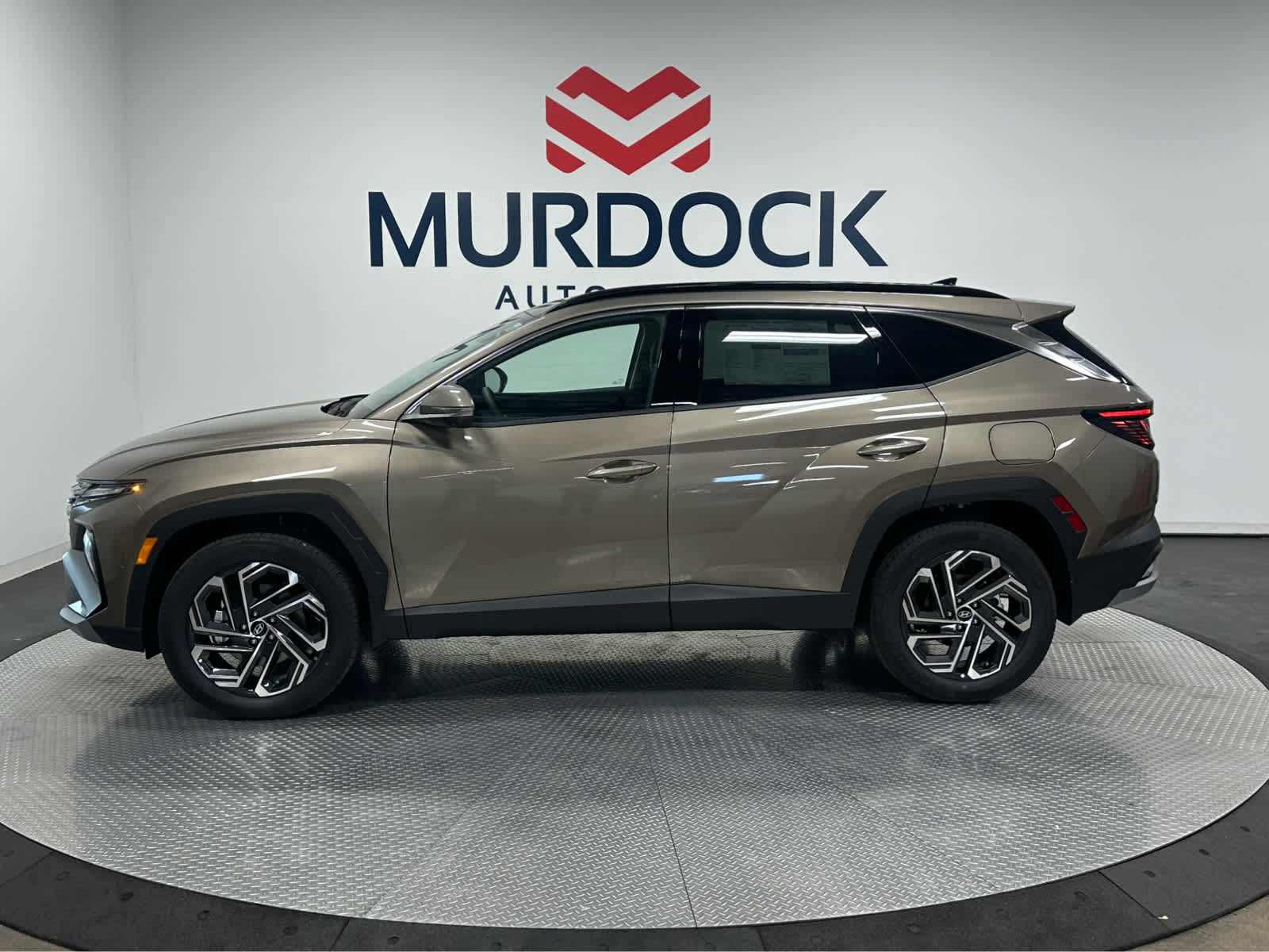 2026 Hyundai Tucson Hybrid Limited Sport photo 2