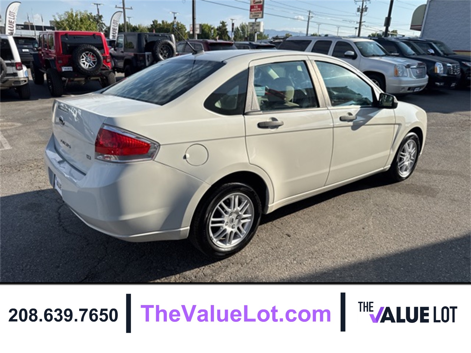 2010 Ford Focus SE photo 3