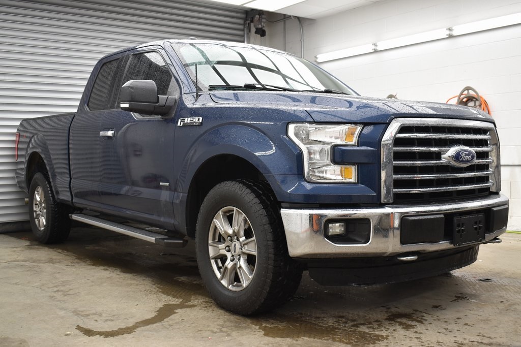 2015 Ford F-150 XLT photo 3
