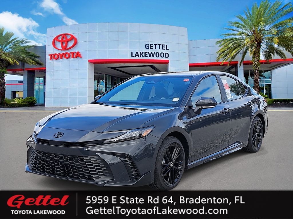 2026 Toyota Camry SE's photo