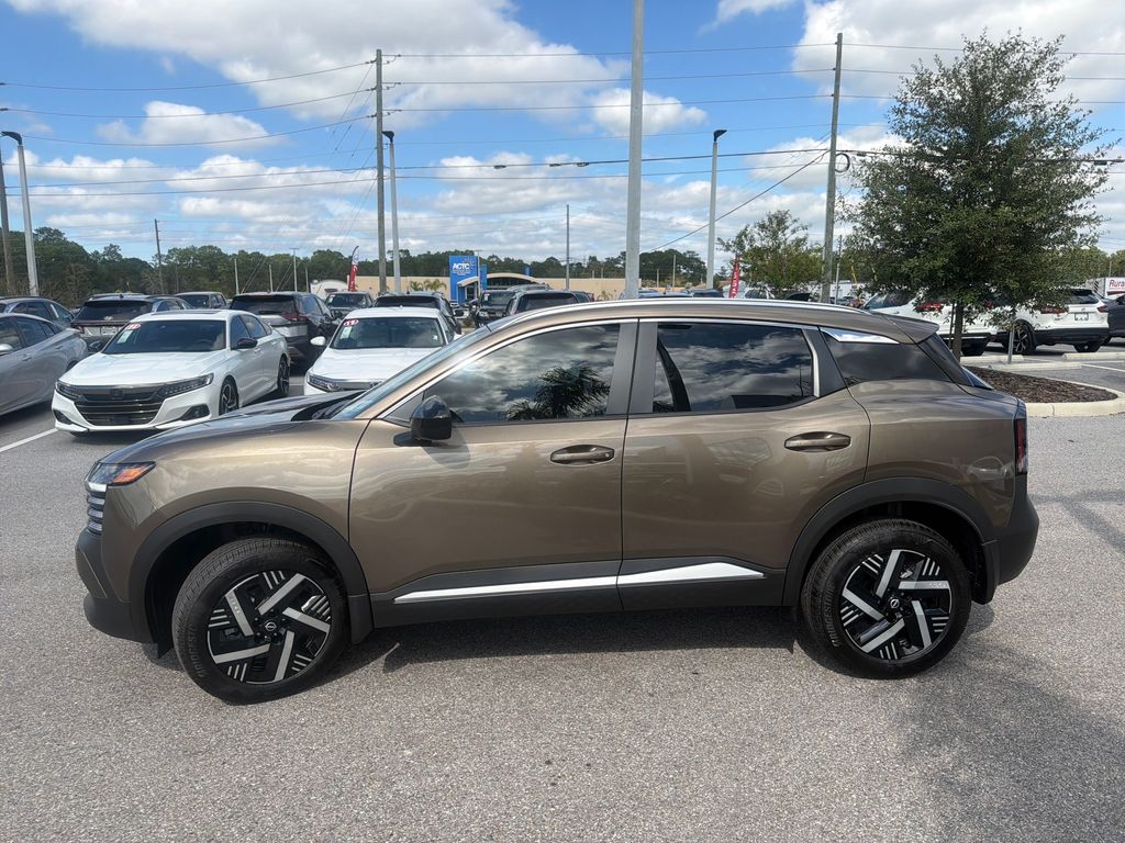 2026 Nissan Kicks SV photo 2