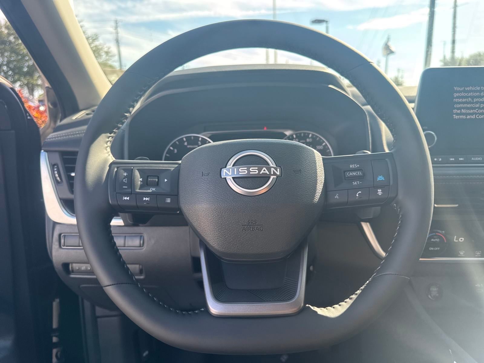2026 Nissan Rogue SV photo 11