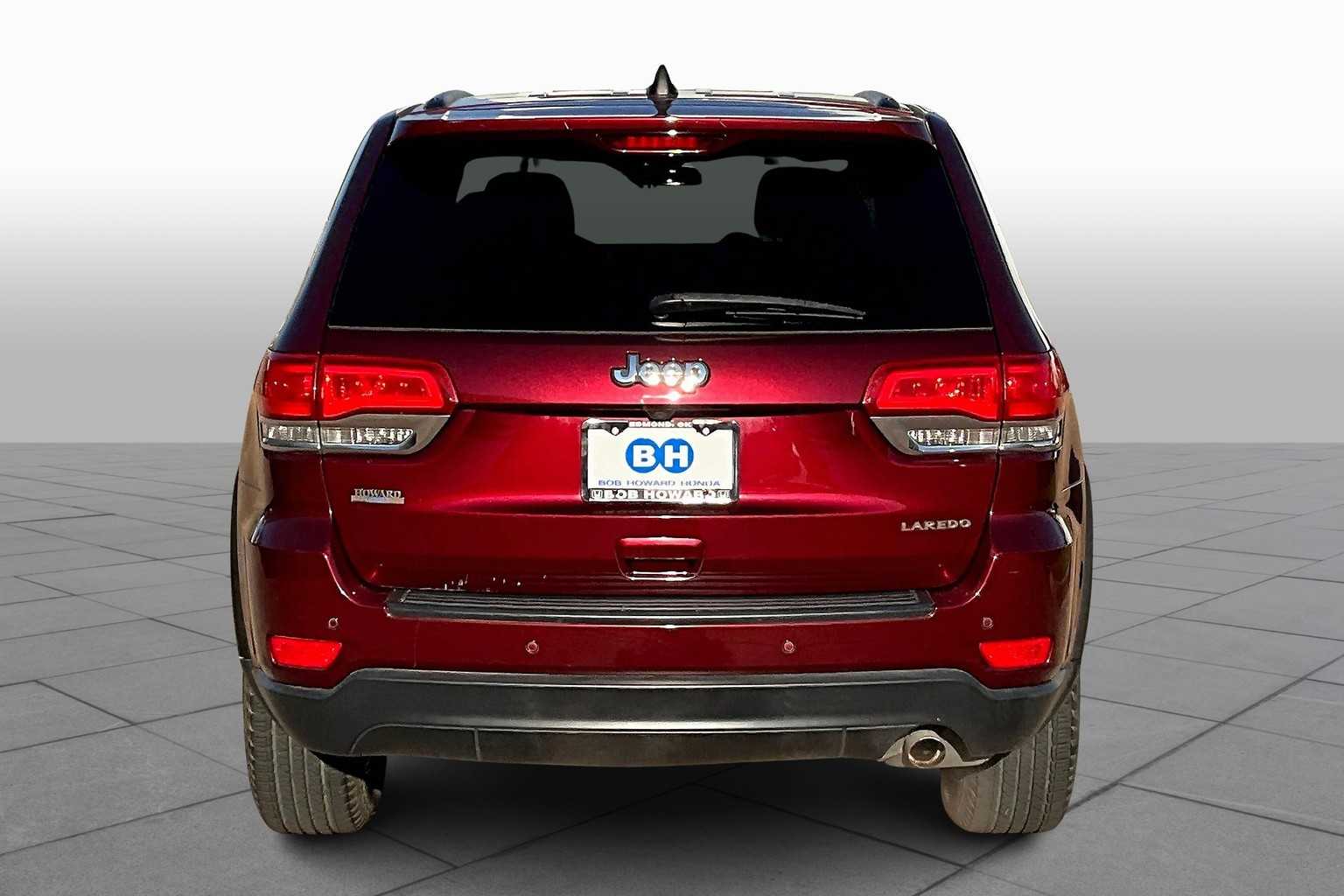 2018 Jeep Grand Cherokee Laredo photo 4