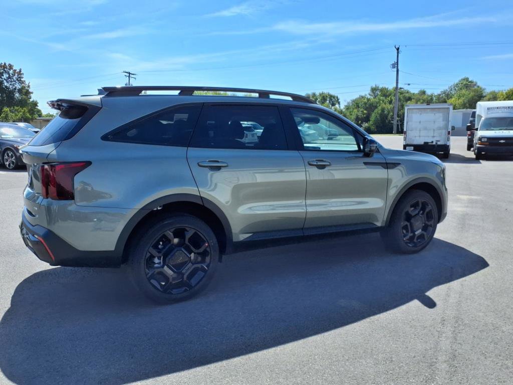 2026 Kia Sorento X-Line EX photo 3