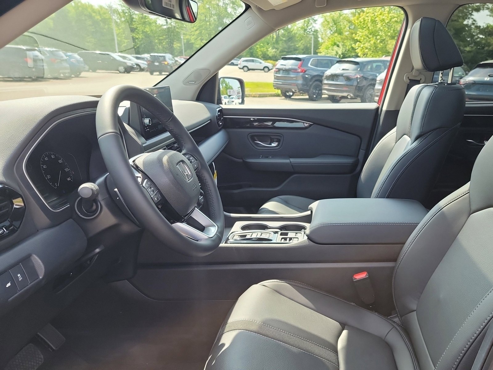 2025 Honda Pilot Touring photo 2