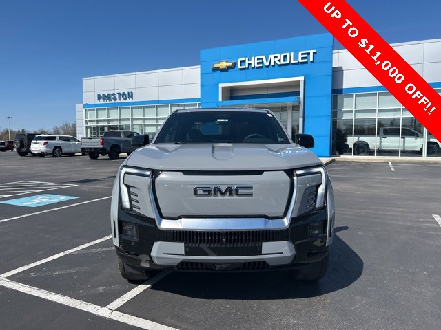 2025 Gmc Sierra EV Denali photo 3