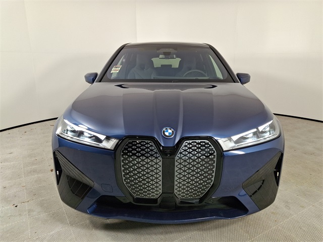 2025 Bmw iX photo 2