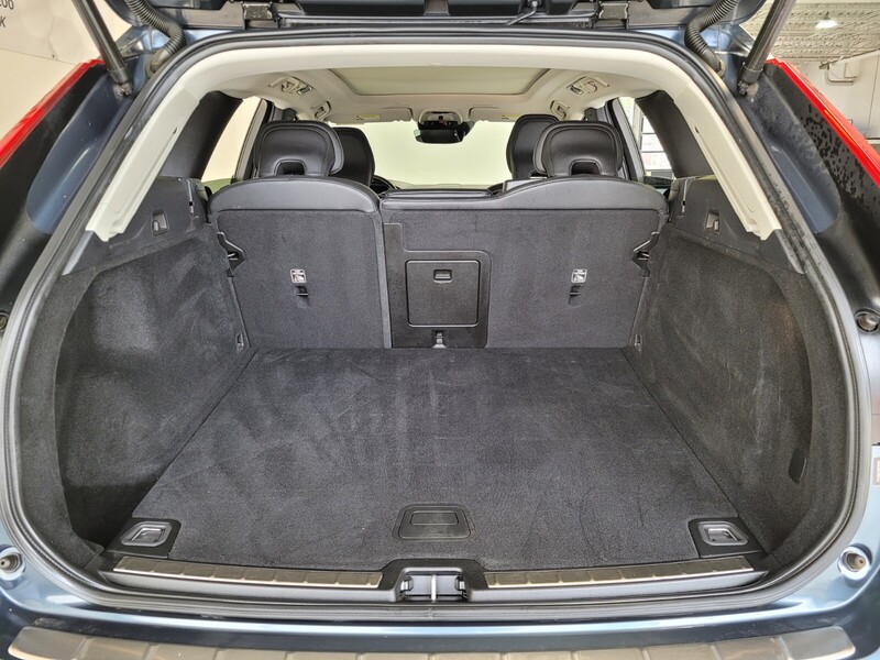 2021 Volvo XC60 T5 Inscription photo 15
