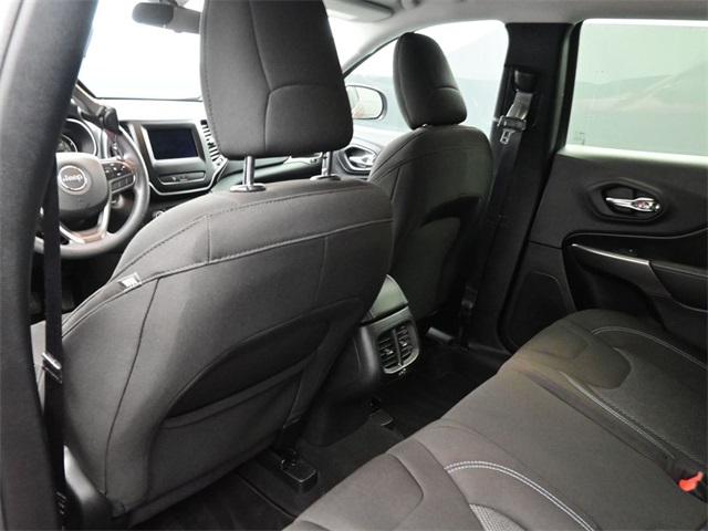2020 Jeep Cherokee Latitude photo 10