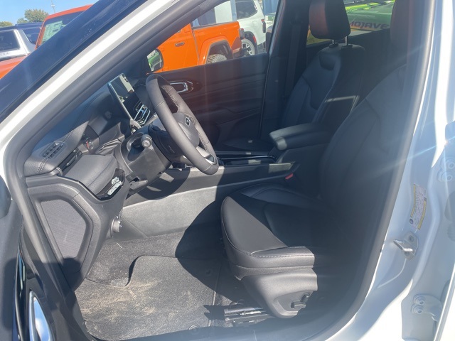 2026 Jeep Compass Limited Altitude photo 3