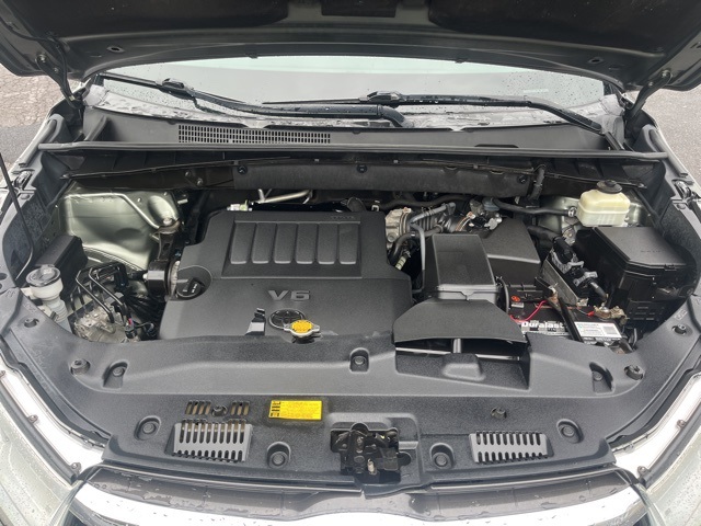 2015 Toyota Highlander XLE photo 28