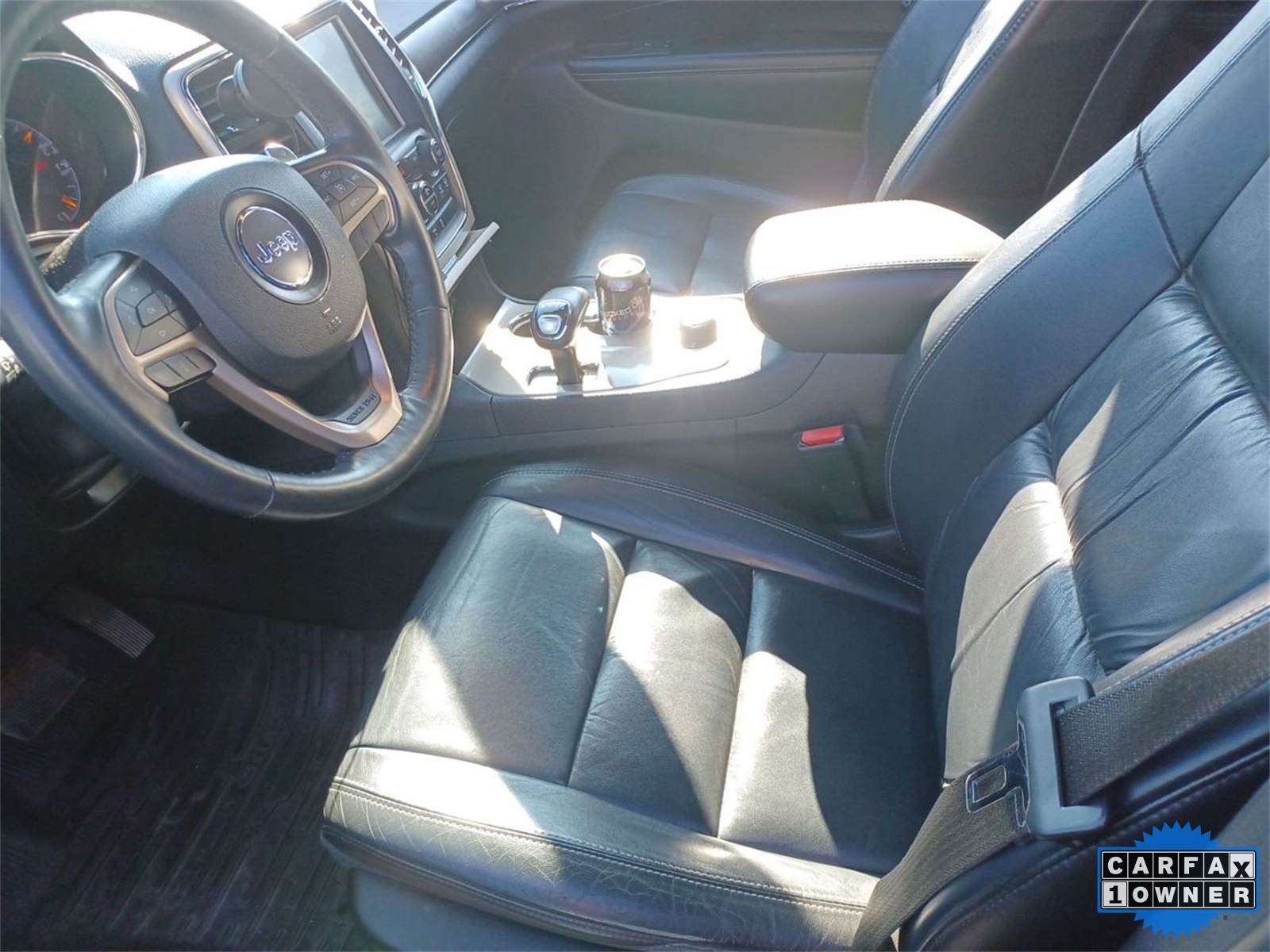 2015 Jeep Grand Cherokee Limited photo 2