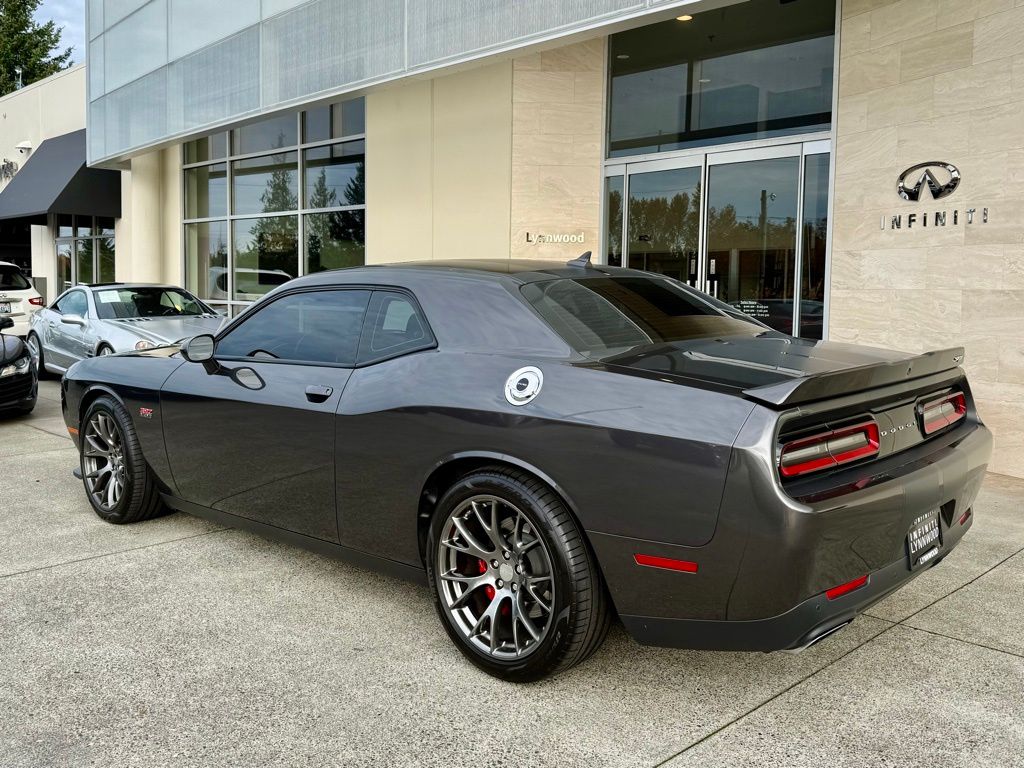 2016 Dodge Challenger SRT8 392 photo 3