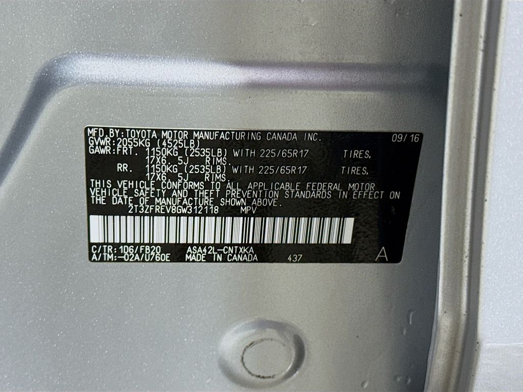 2016 Toyota RAV4 LE photo 20