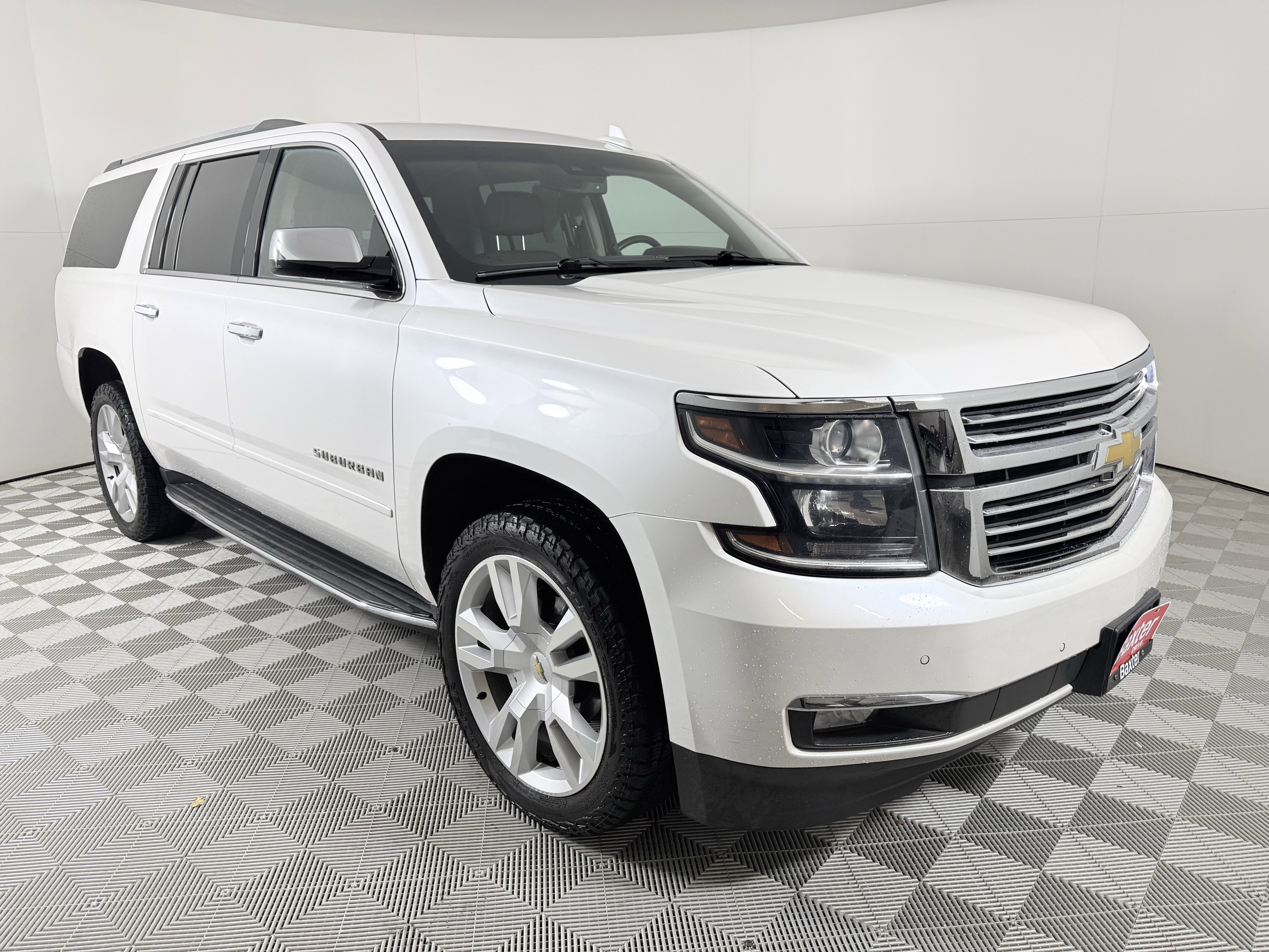 2018 Chevrolet Suburban Premier's photo