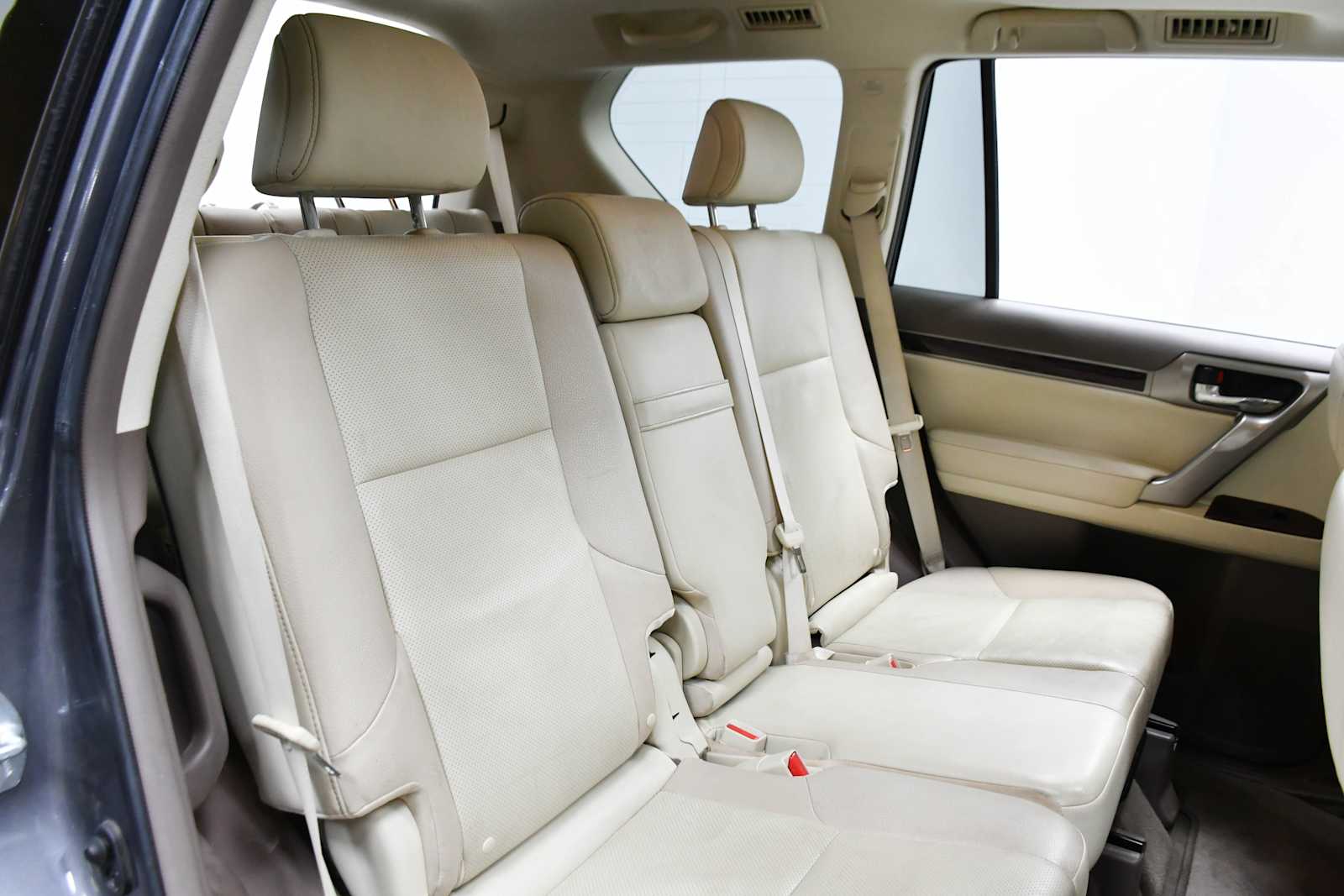 2016 Lexus GX 460 photo 23