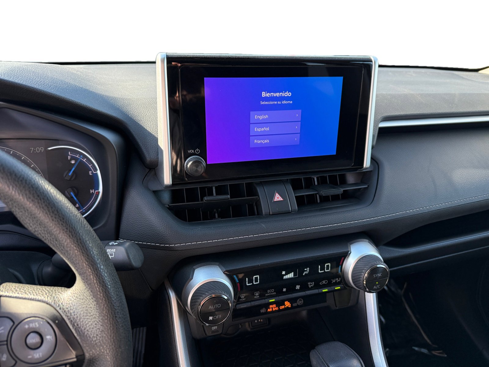 2023 Toyota RAV4 Hybrid LE photo 11