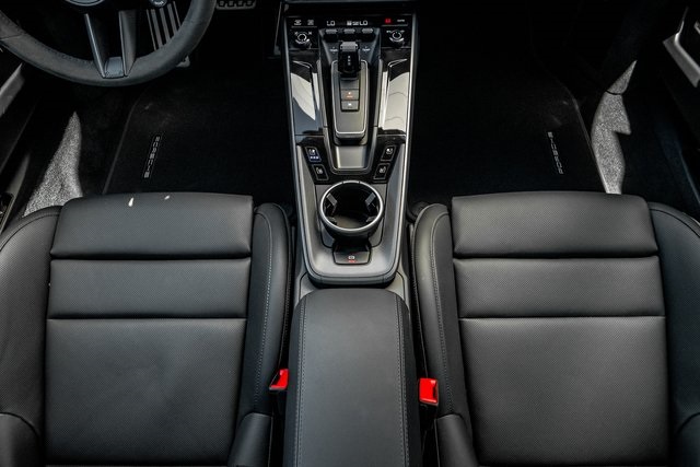 2025 Porsche 911 S photo 23