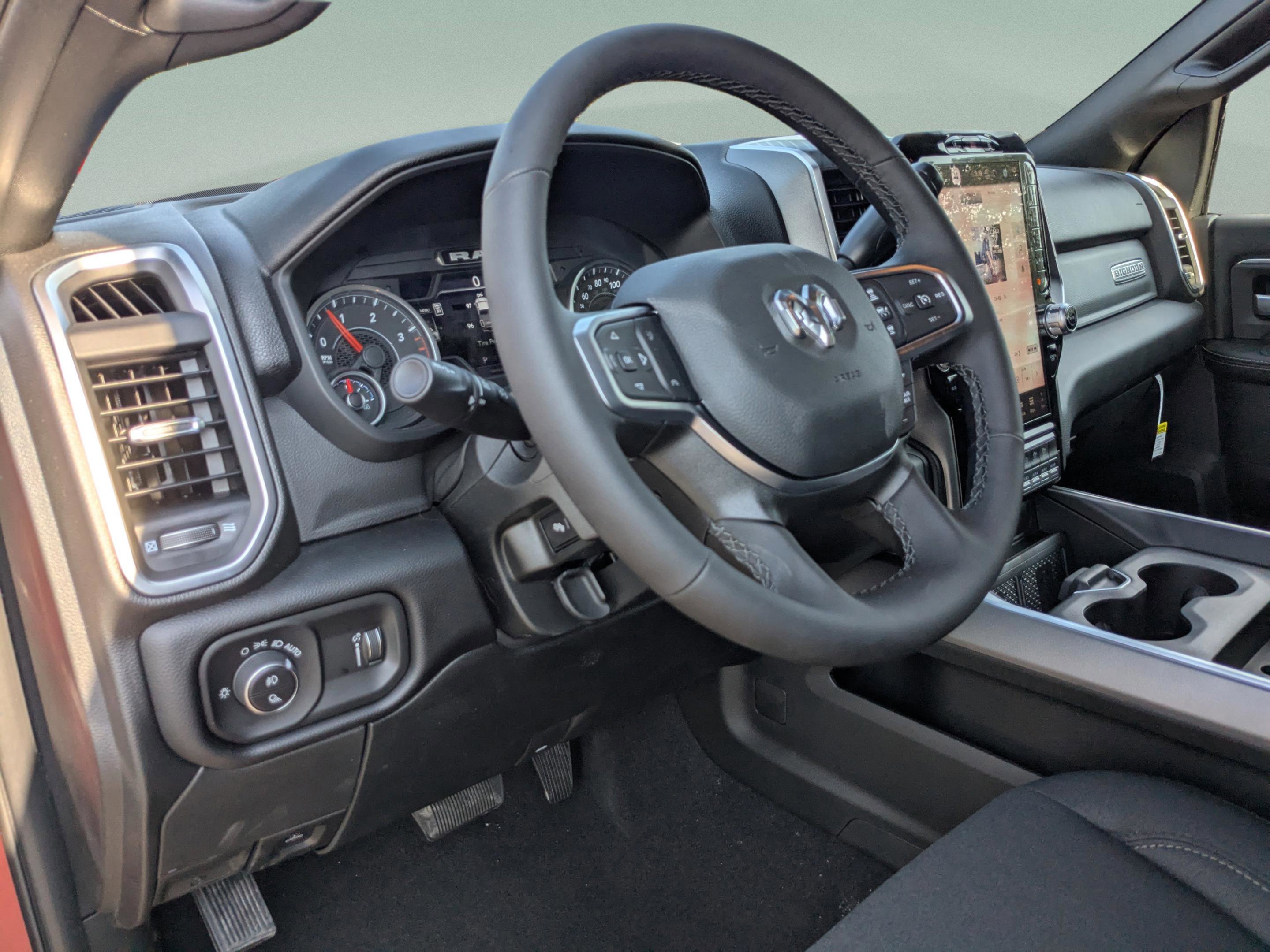 2025 Ram 2500 Big Horn photo 2