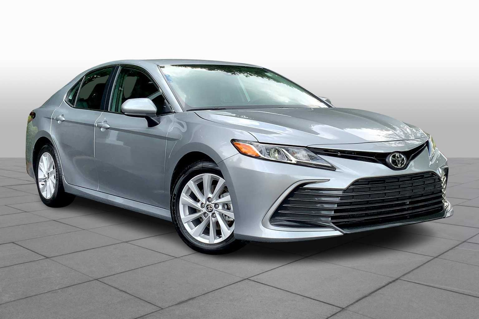 2024 Toyota Camry LE photo 2