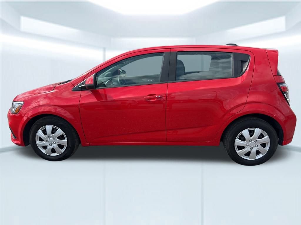 2020 Chevrolet Sonic LT photo 4