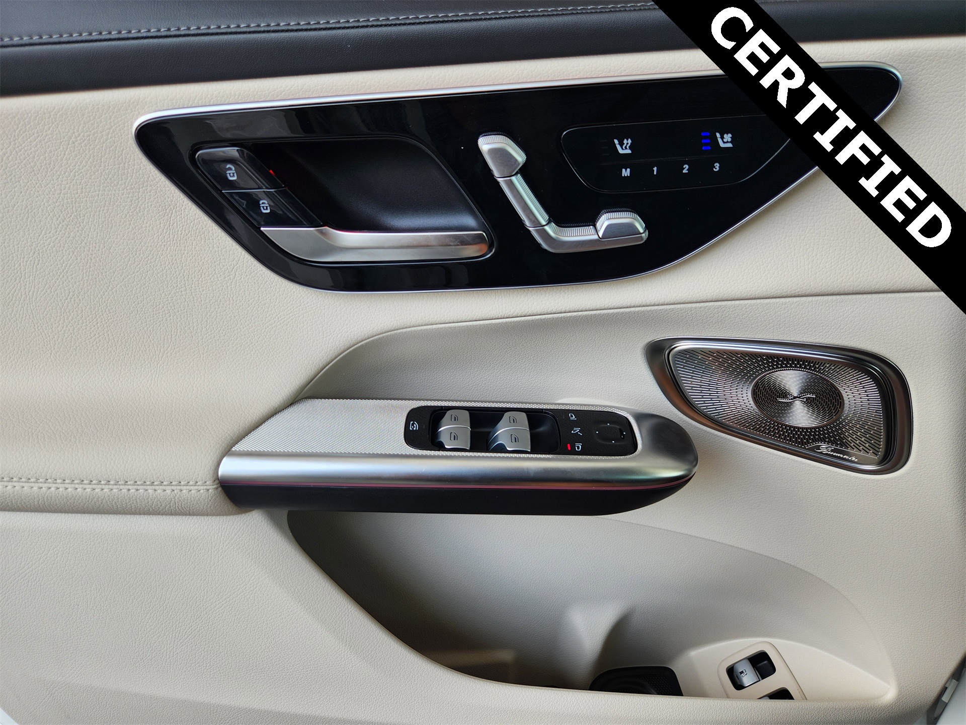 2025 Mercedes Benz GLC 350e 4MATIC photo 22
