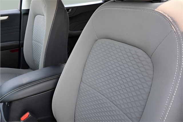 2022 Ford Escape SE photo 5