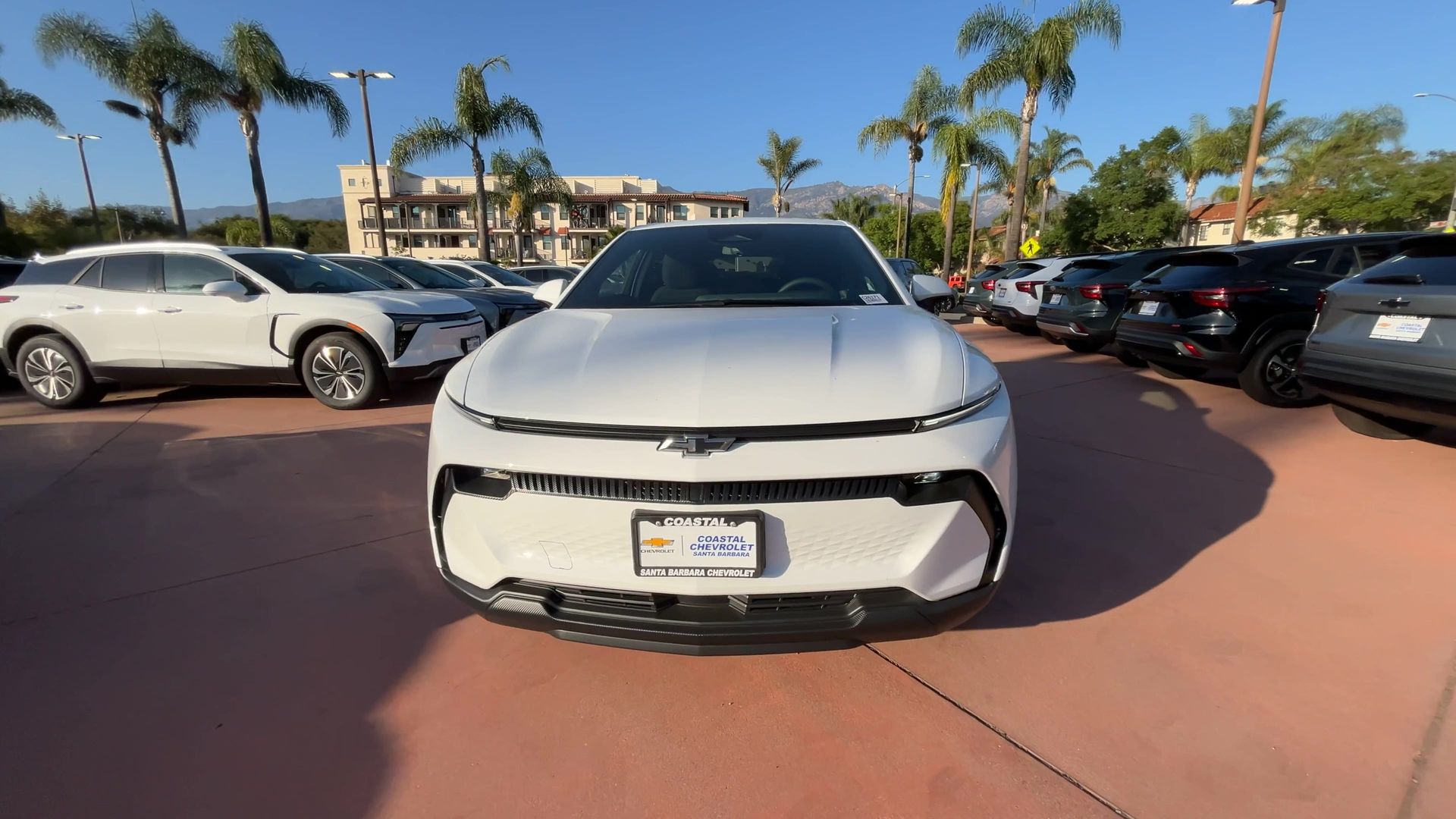 2026 Chevrolet Equinox EV 1LT photo 3