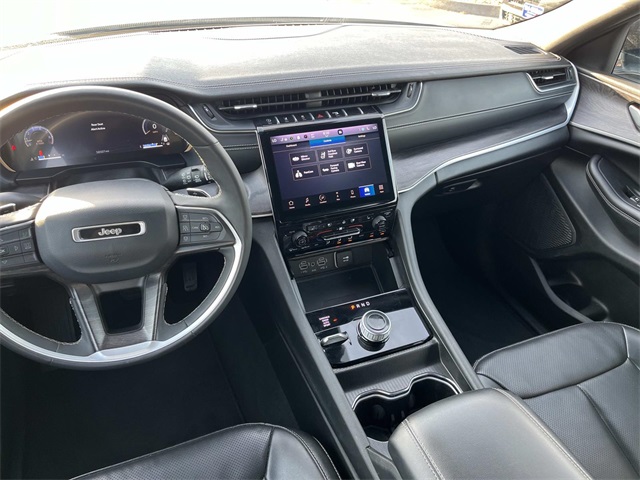 2024 Jeep Grand Cherokee Limited photo 12