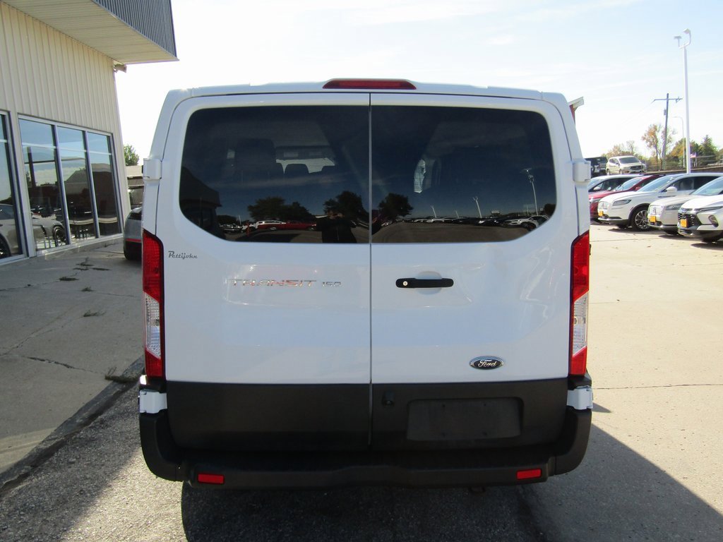 2019 Ford Transit Passenger XL photo 3