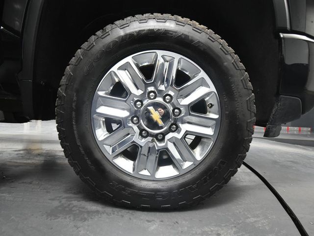 2024 Chevrolet Silverado 3500HD High Country photo 11
