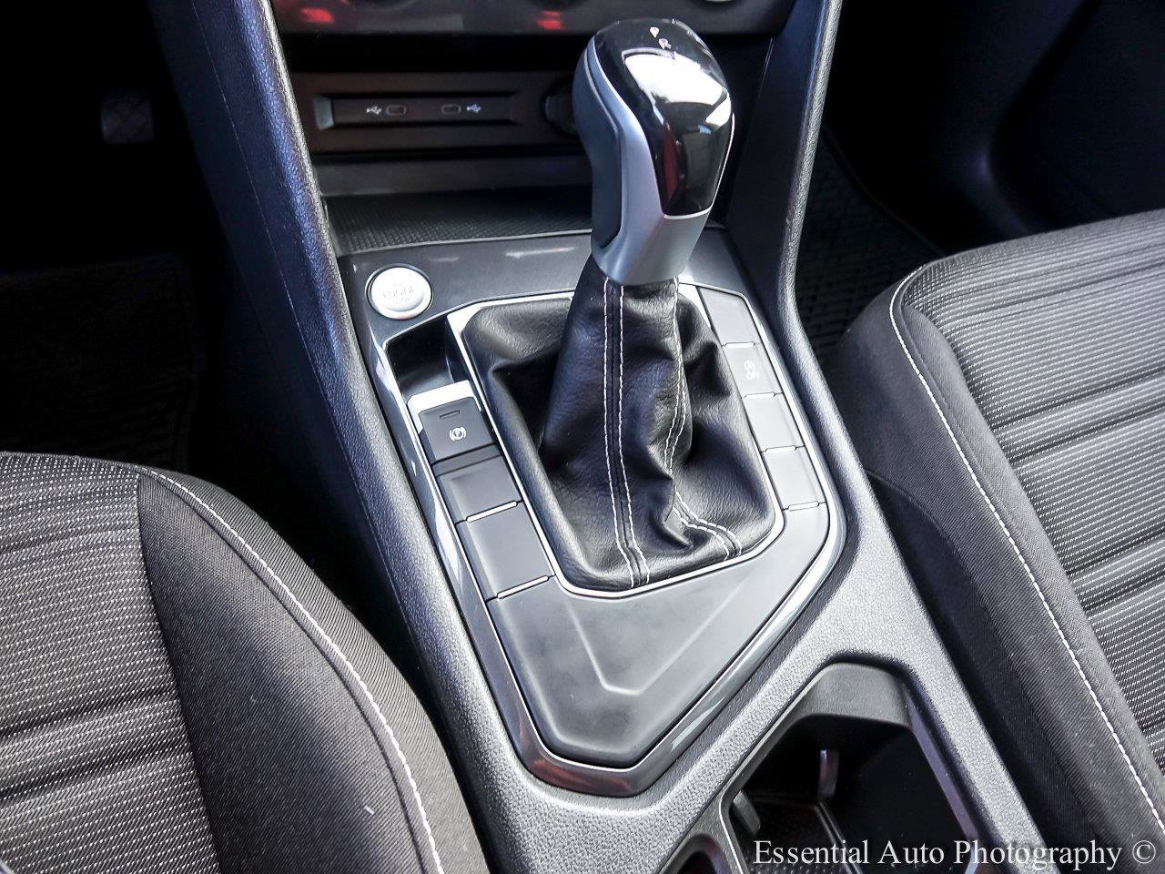 2023 VOLKSWAGEN TIGUAN - Image 16