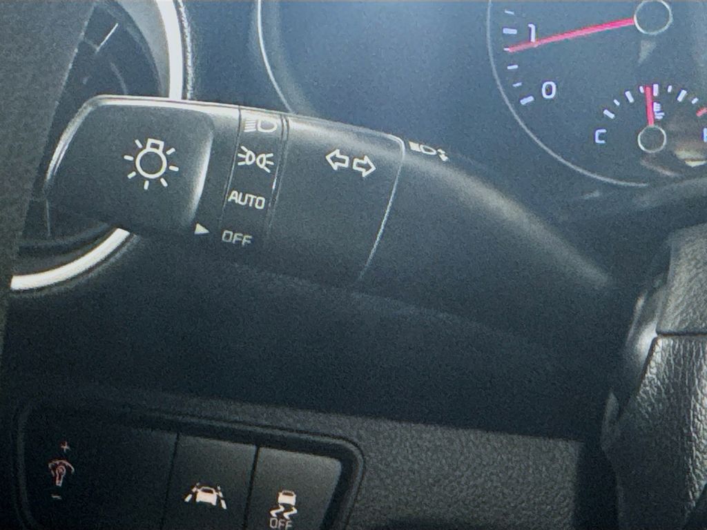 2019 Kia Forte LXS photo 12