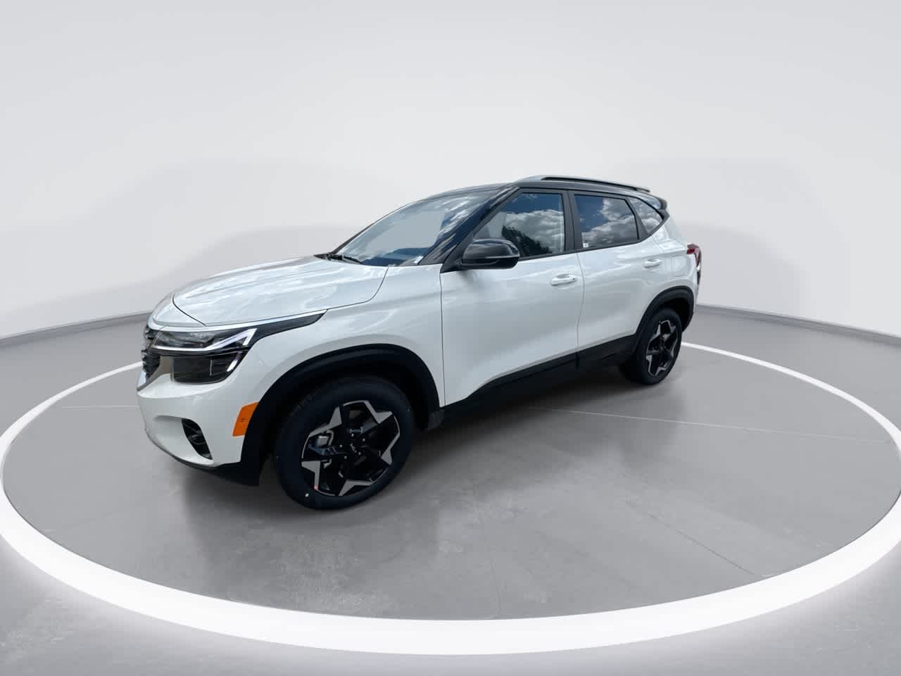 2026 Kia Seltos S photo 4