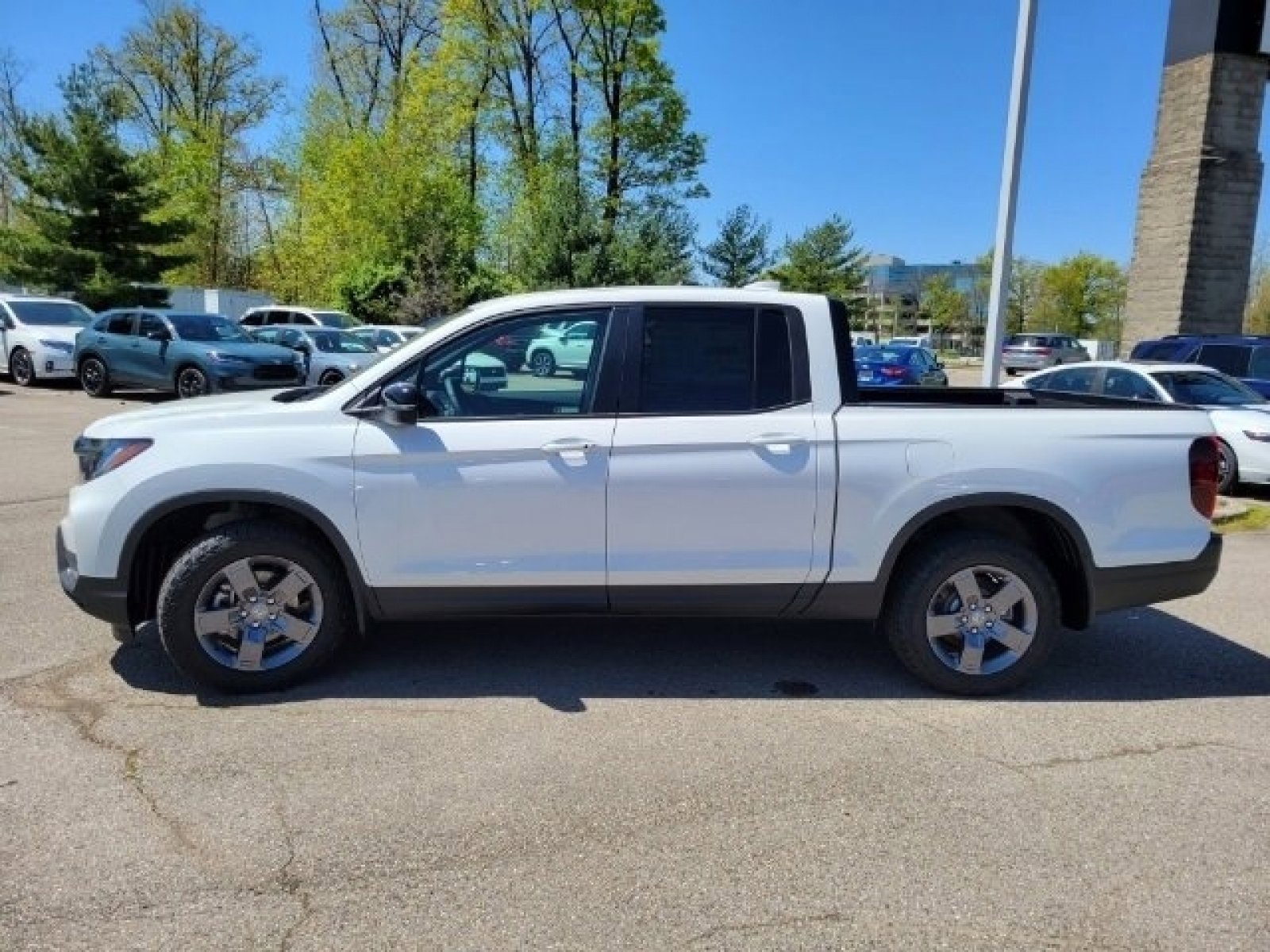2025 Honda Ridgeline TrailSport photo 10
