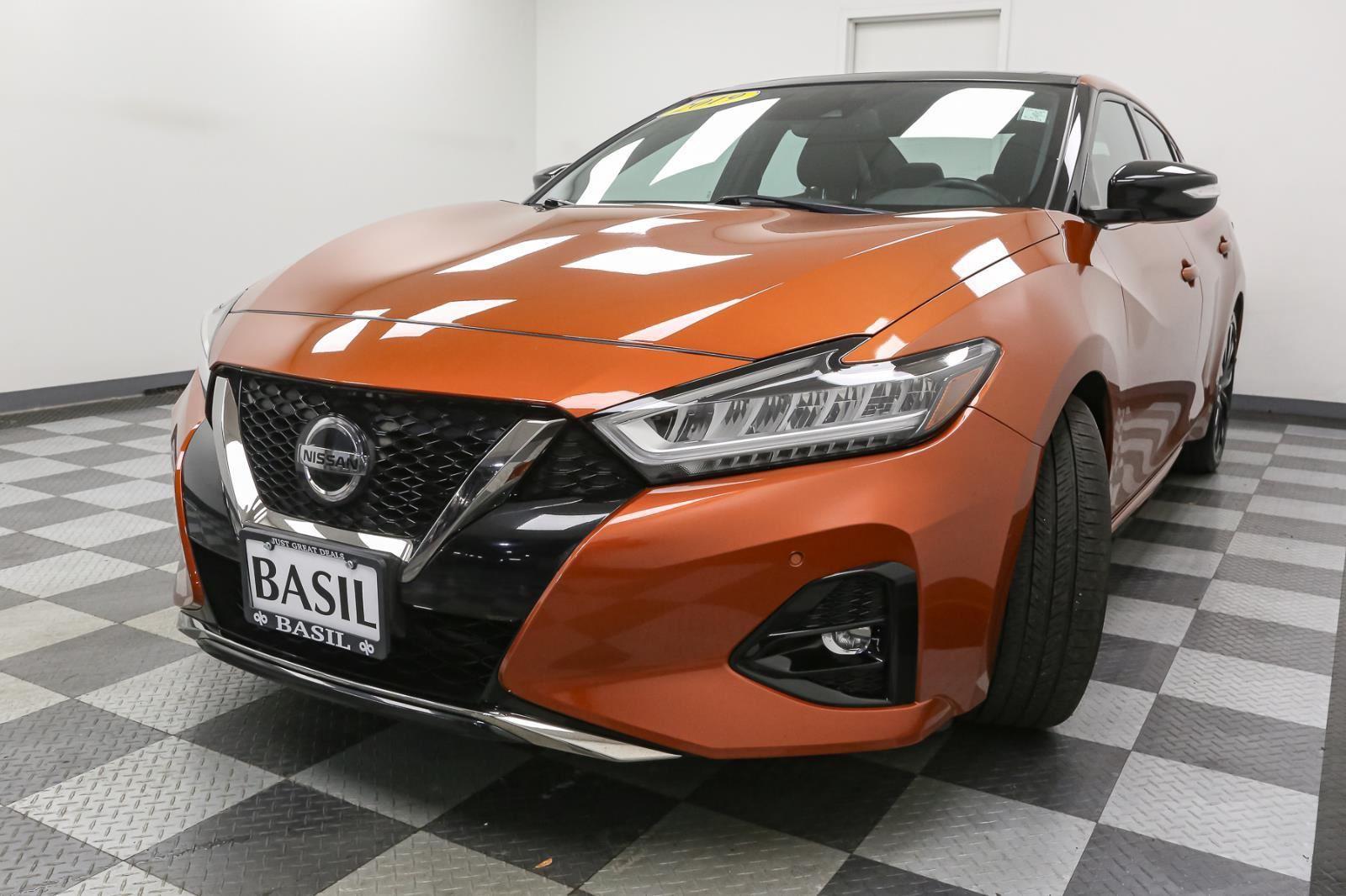 2019 Nissan Maxima SR photo 4