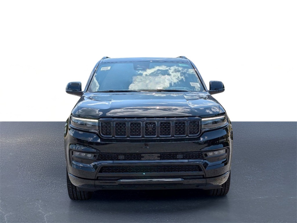 2024 Jeep Grand Wagoneer L II photo 2