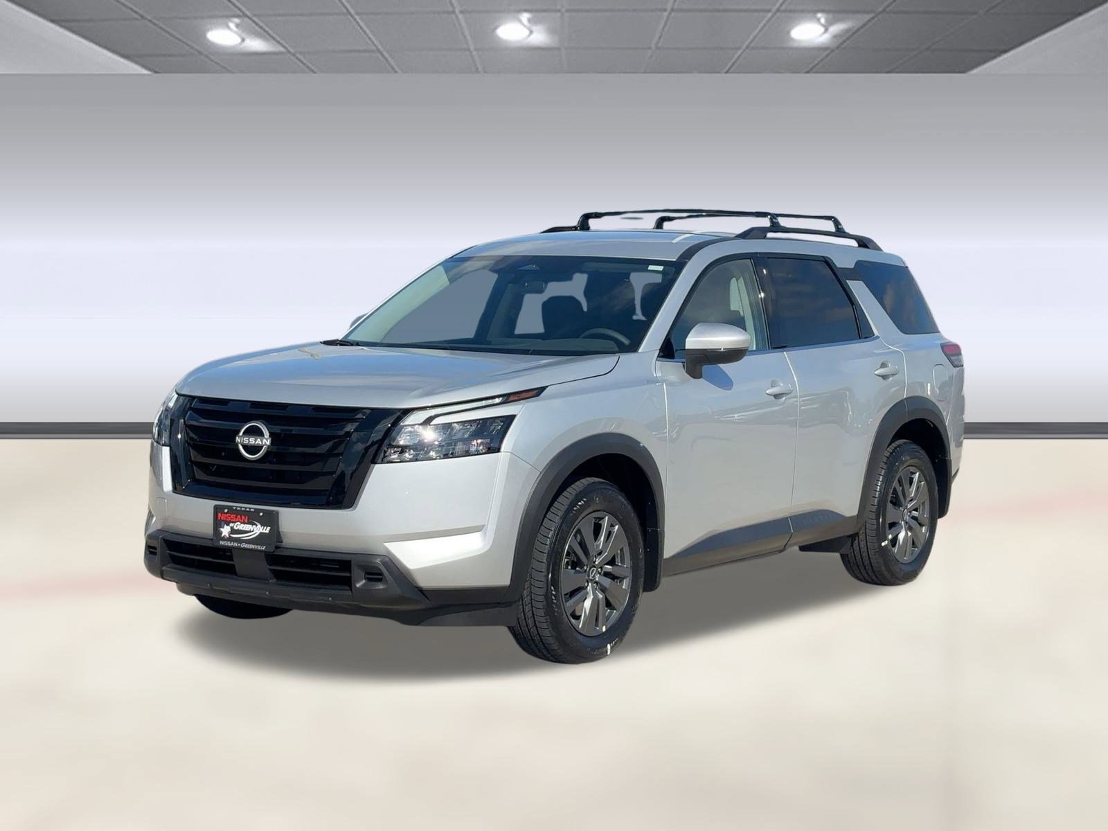 2025 Nissan Pathfinder SV's photo