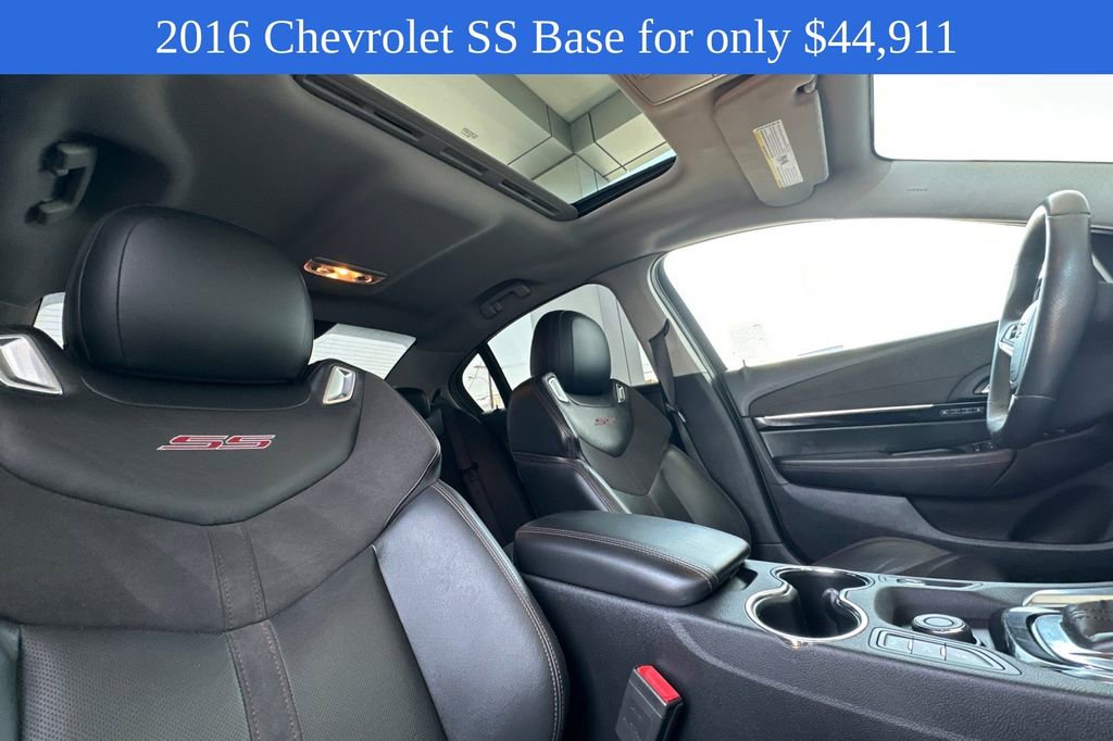 2016 Chevrolet SS photo 16