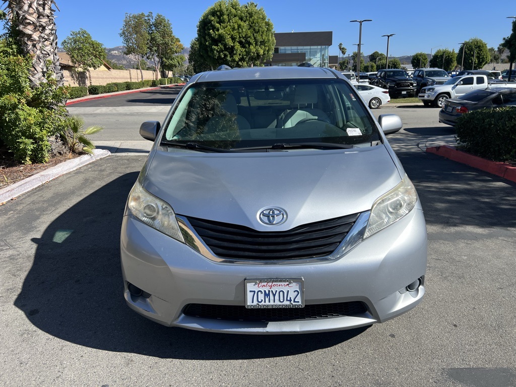 2014 Toyota Sienna LE