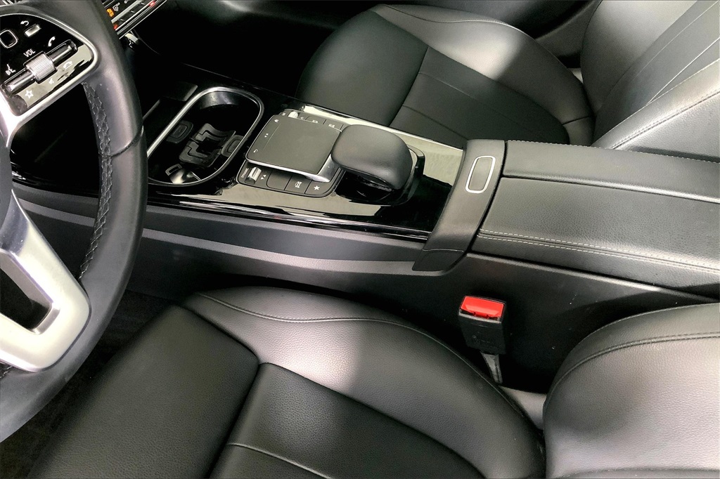 2022 Mercedes Benz A 220 photo 17