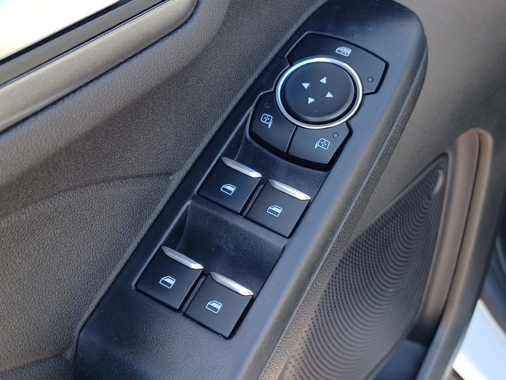 2023 Ford Escape Plug-In Hybrid photo 22