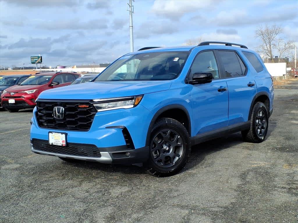 2025 Honda Pilot TrailSport's photo