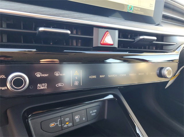 2025 Kia K5 EX photo 19