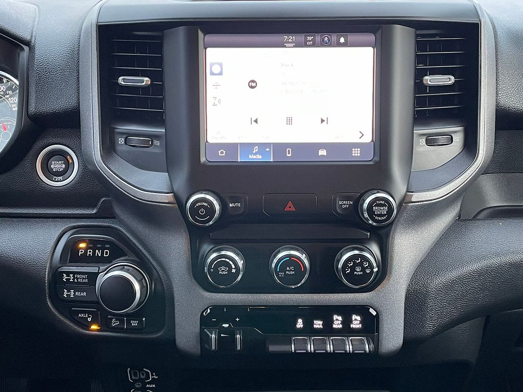 2024 Ram 2500 Tradesman photo 4