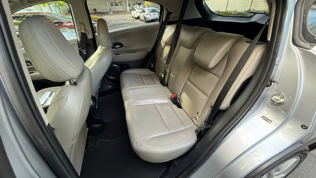 2020 Honda HR-V EX-L photo 15