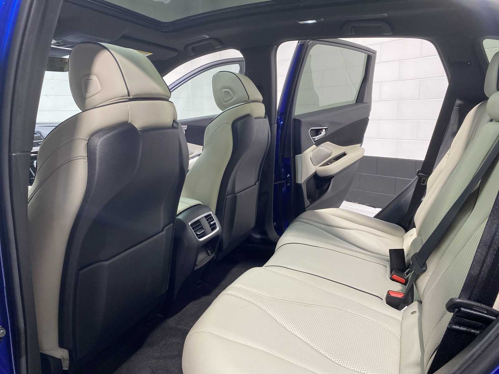 2025 Acura RDX A-Spec Advance photo 12