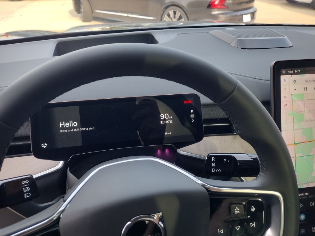 2025 VOLVO EX90 - Image 14