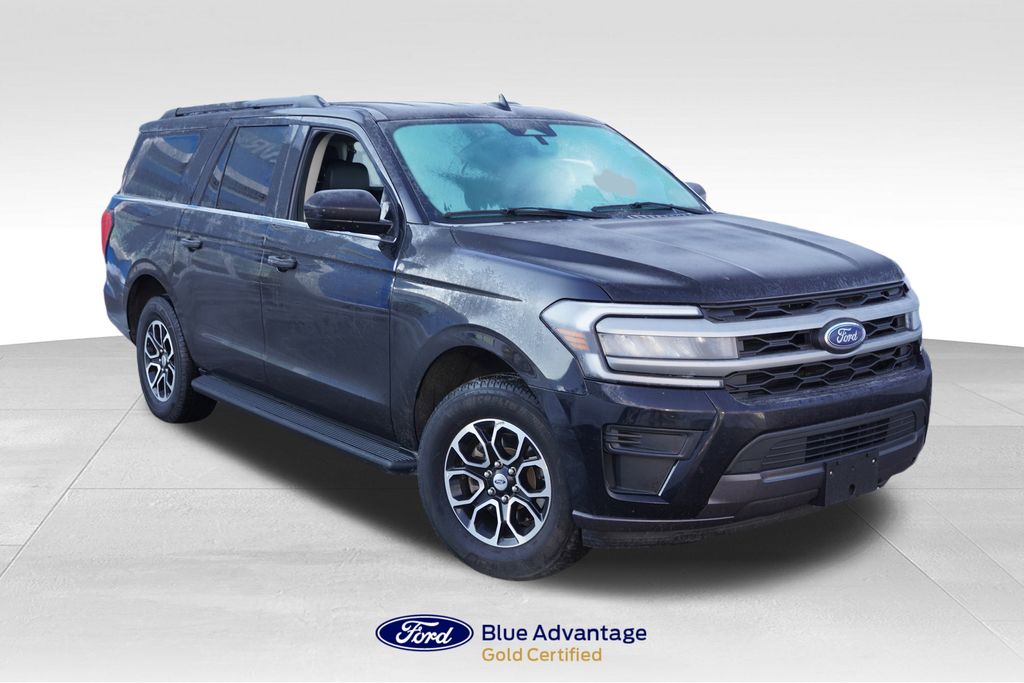 2024 Ford Expedition XLT's photo